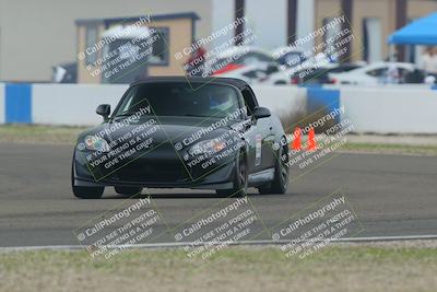 media/Dec-19-2025-Lucky Dog Racing (Fri) [[3b7b1b5fc8]]/Beginner/Session 2 Turn 1/